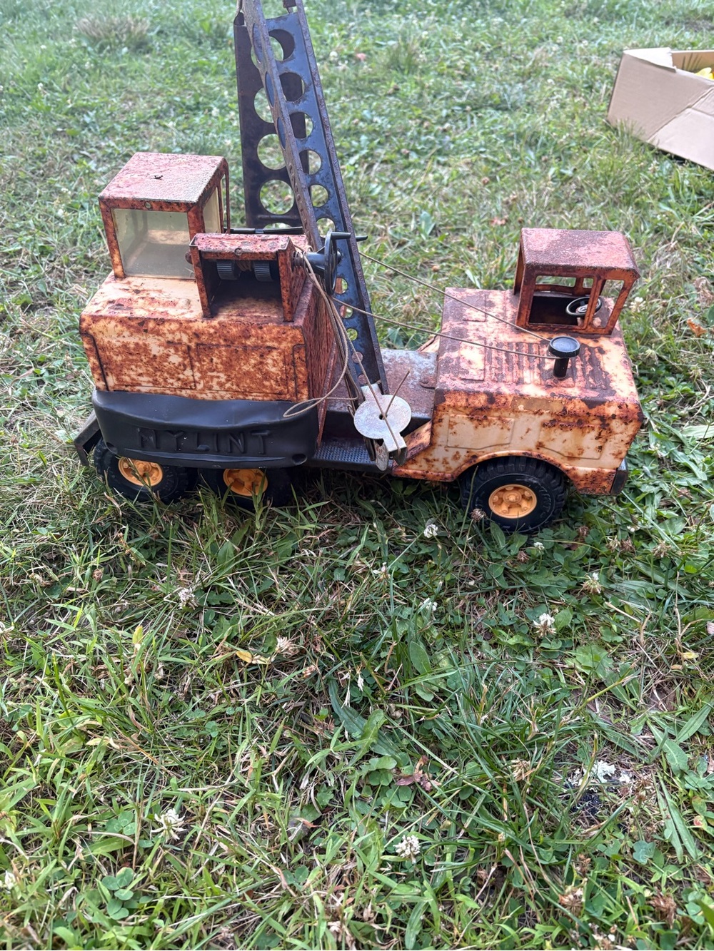 Vintage Toy Crane Truck - Picture 3 of 4